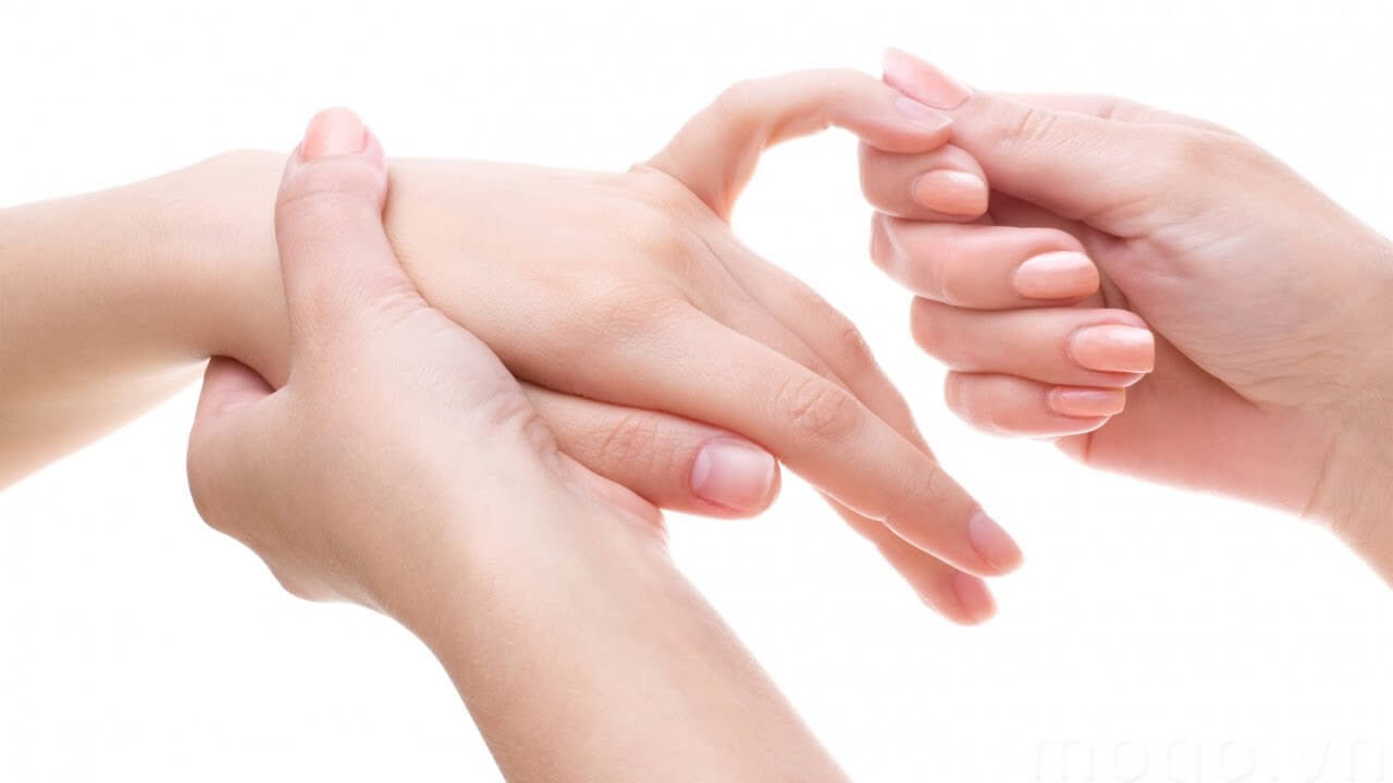 Photo of Tê Đầu Ngón Tay Dấu Hiệu Của Bệnh Nguy Hiểm Nào?